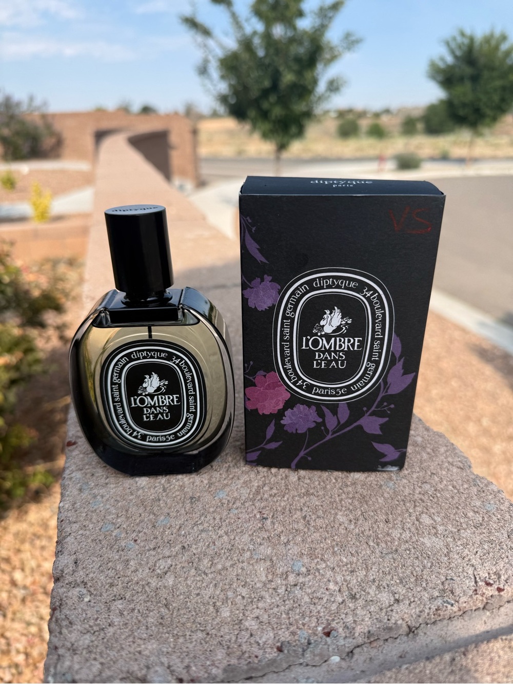 Diptyque L’Ombre Dans L’Eau EDP 75ml 2.5oz Perfume - Rose Blackcurrant
